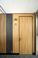 Двери декоративные СМЛ под дерево RAL